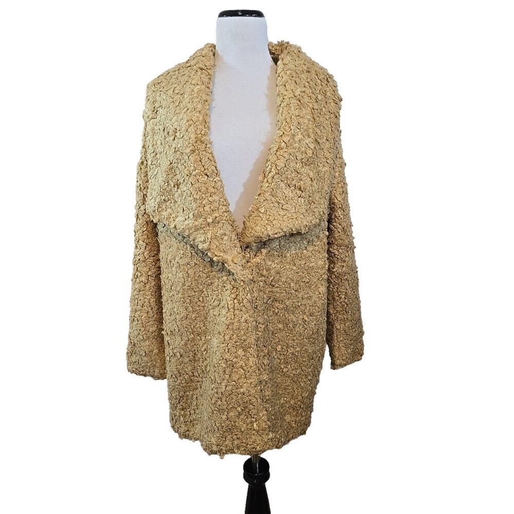 Moon River  Anthropologie Retro 70's Tan Teddy Coat Size Small‎ Oversized New